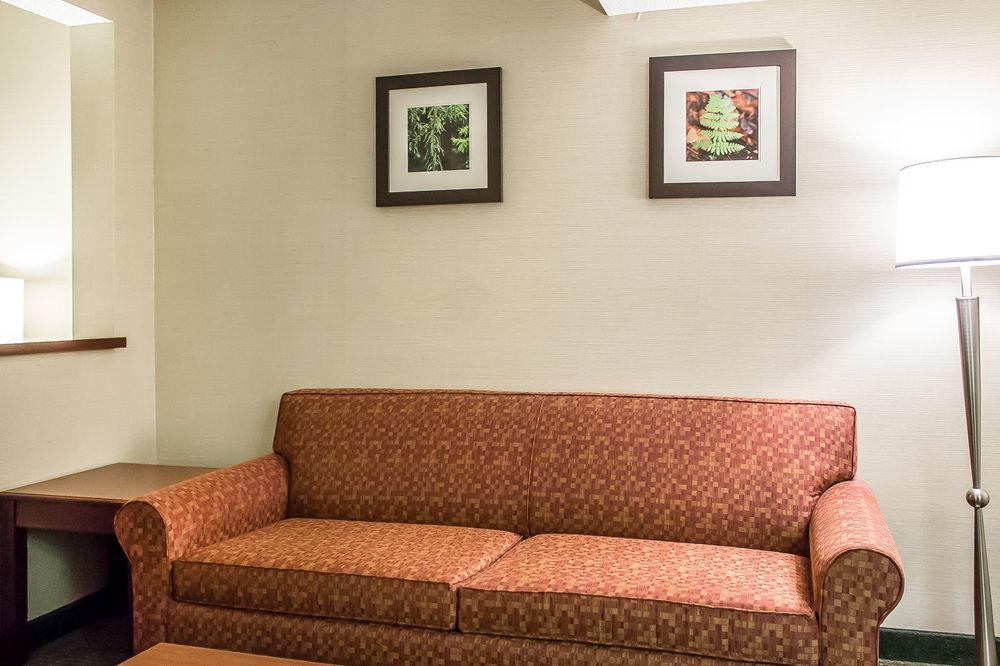 Comfort Inn & Suites Wilkes Barre - Arena Екстериор снимка