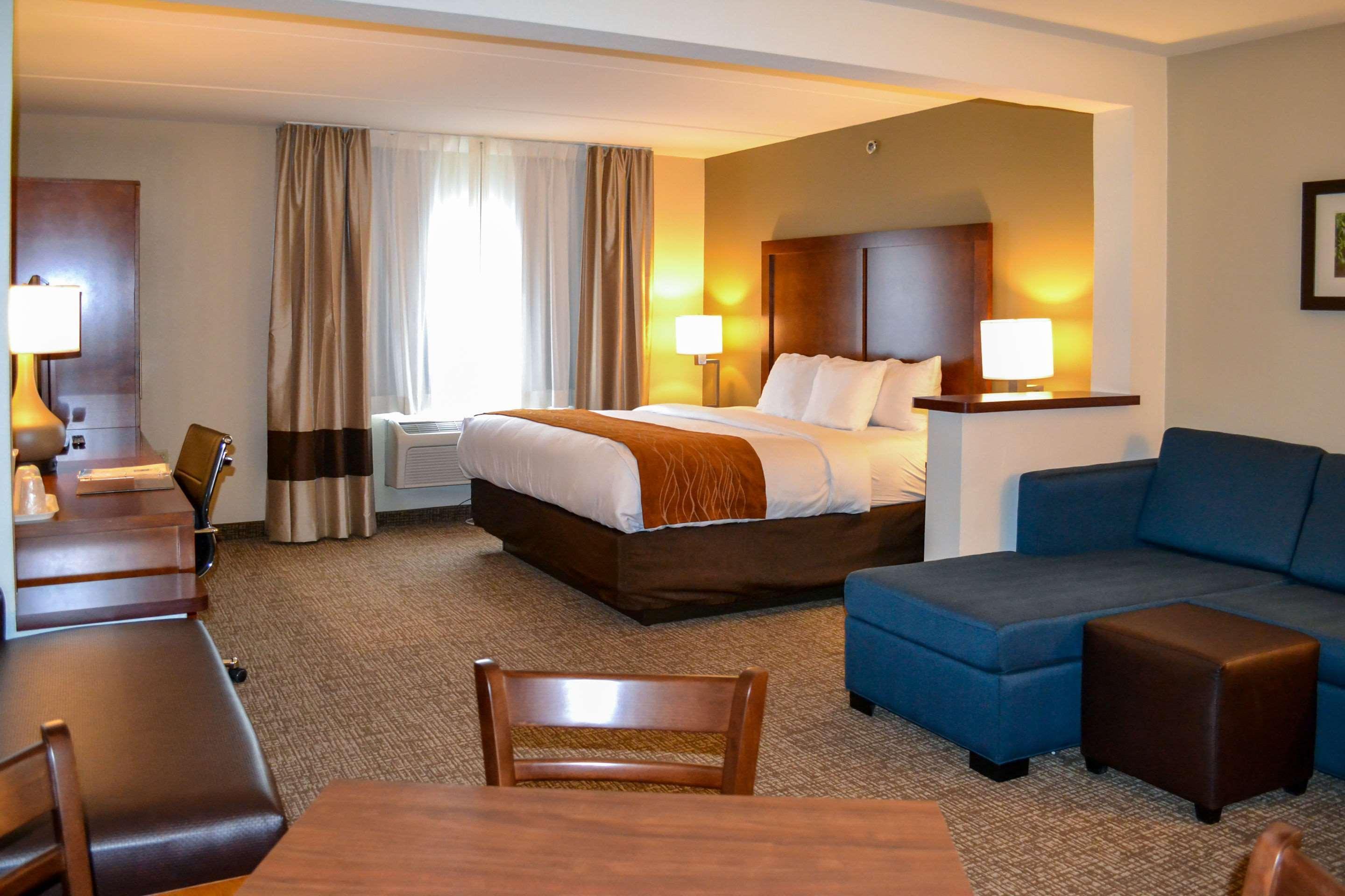 Comfort Inn & Suites Wilkes Barre - Arena Екстериор снимка