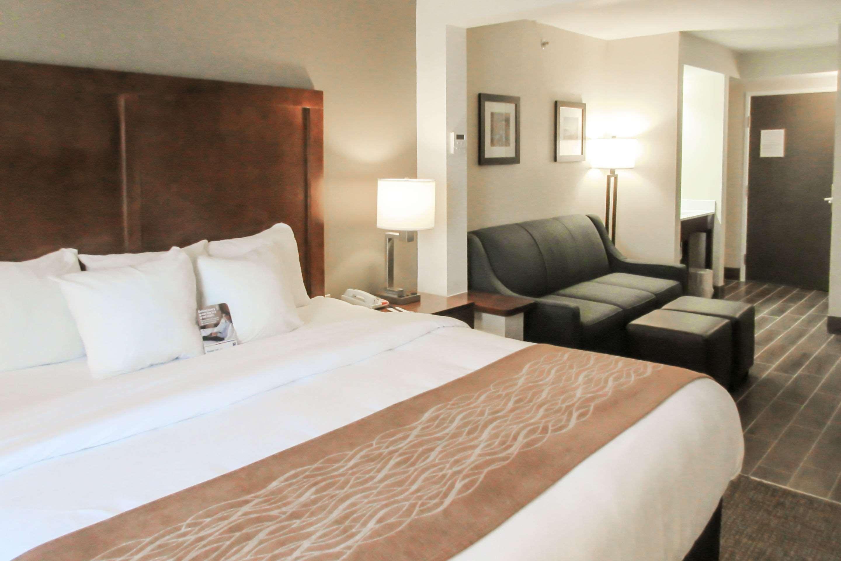Comfort Inn & Suites Wilkes Barre - Arena Екстериор снимка