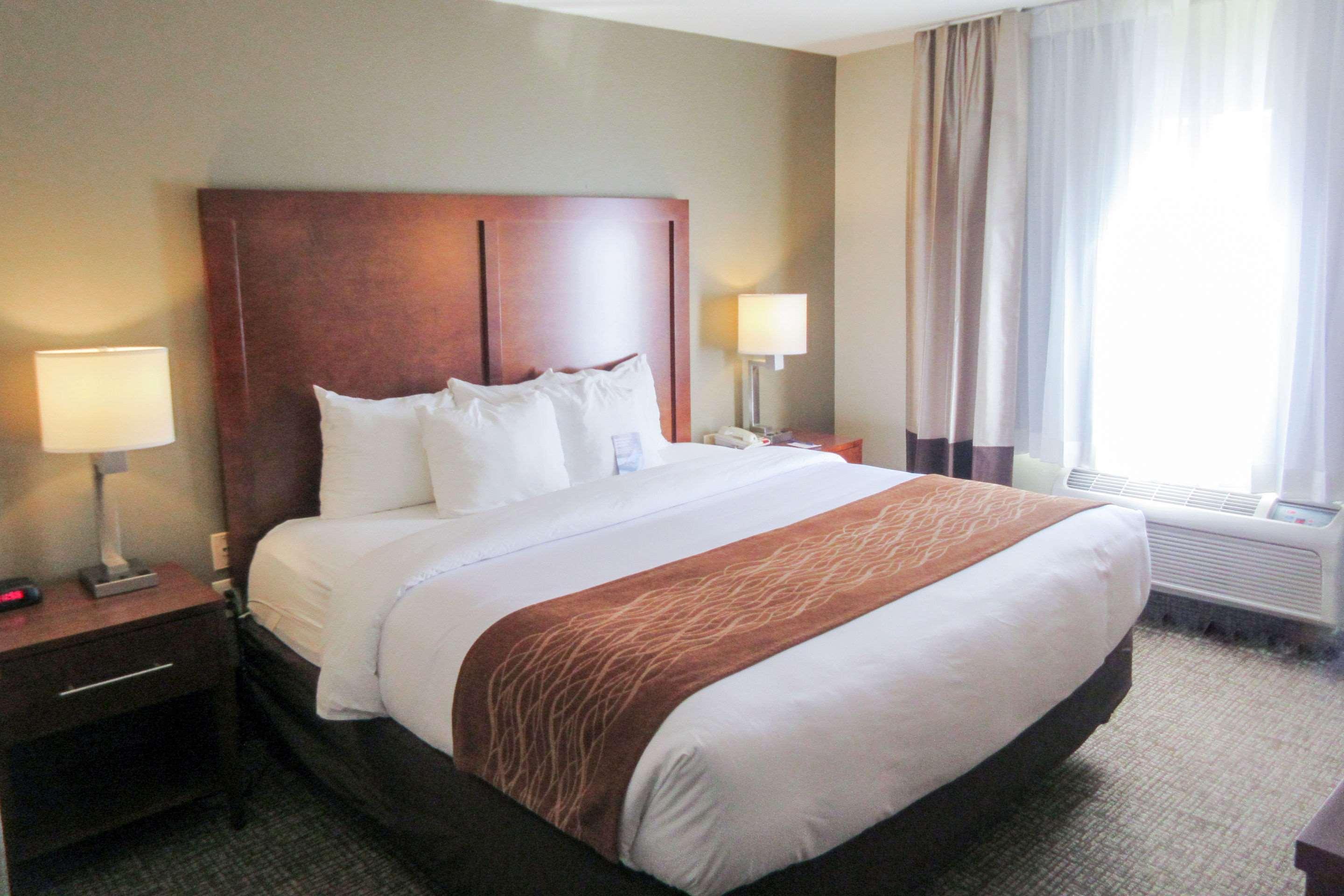 Comfort Inn & Suites Wilkes Barre - Arena Екстериор снимка