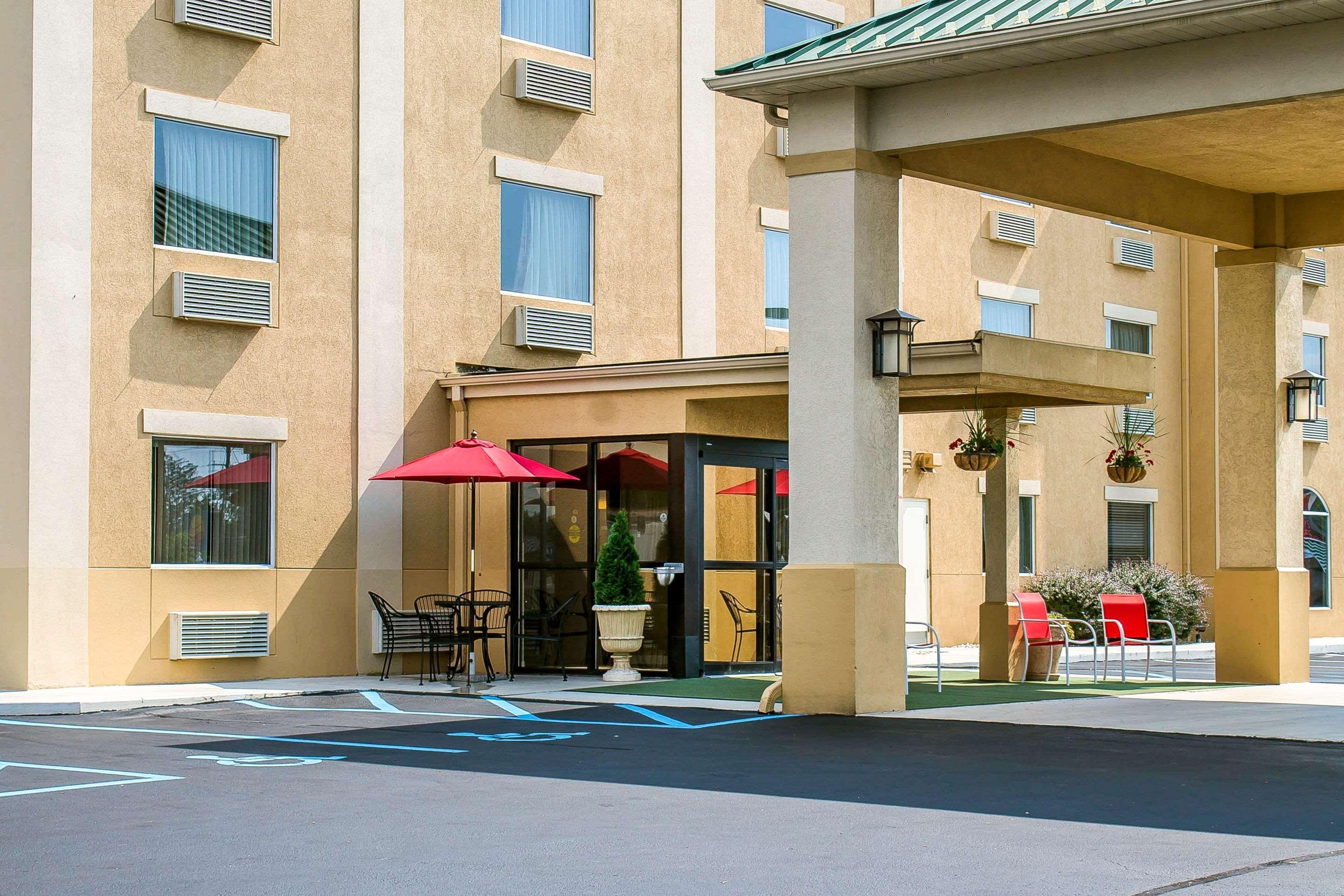 Comfort Inn & Suites Wilkes Barre - Arena Екстериор снимка