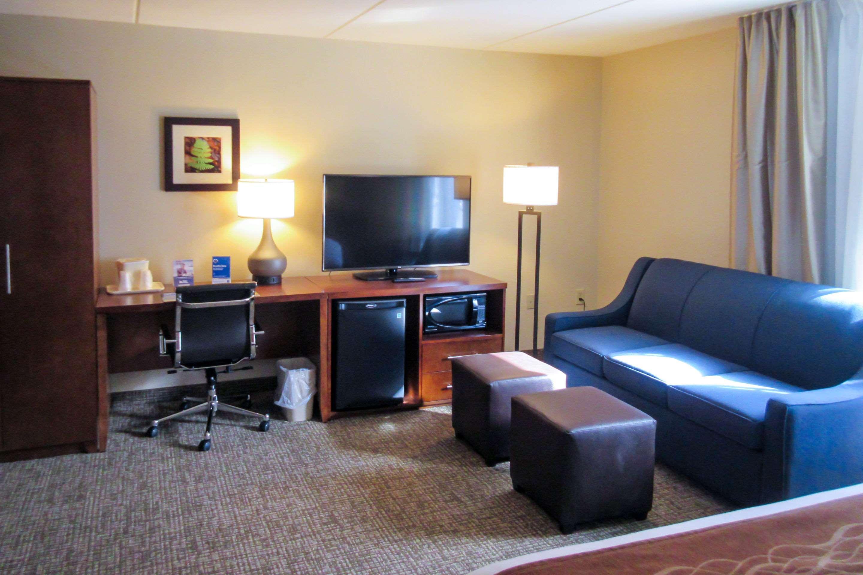 Comfort Inn & Suites Wilkes Barre - Arena Екстериор снимка