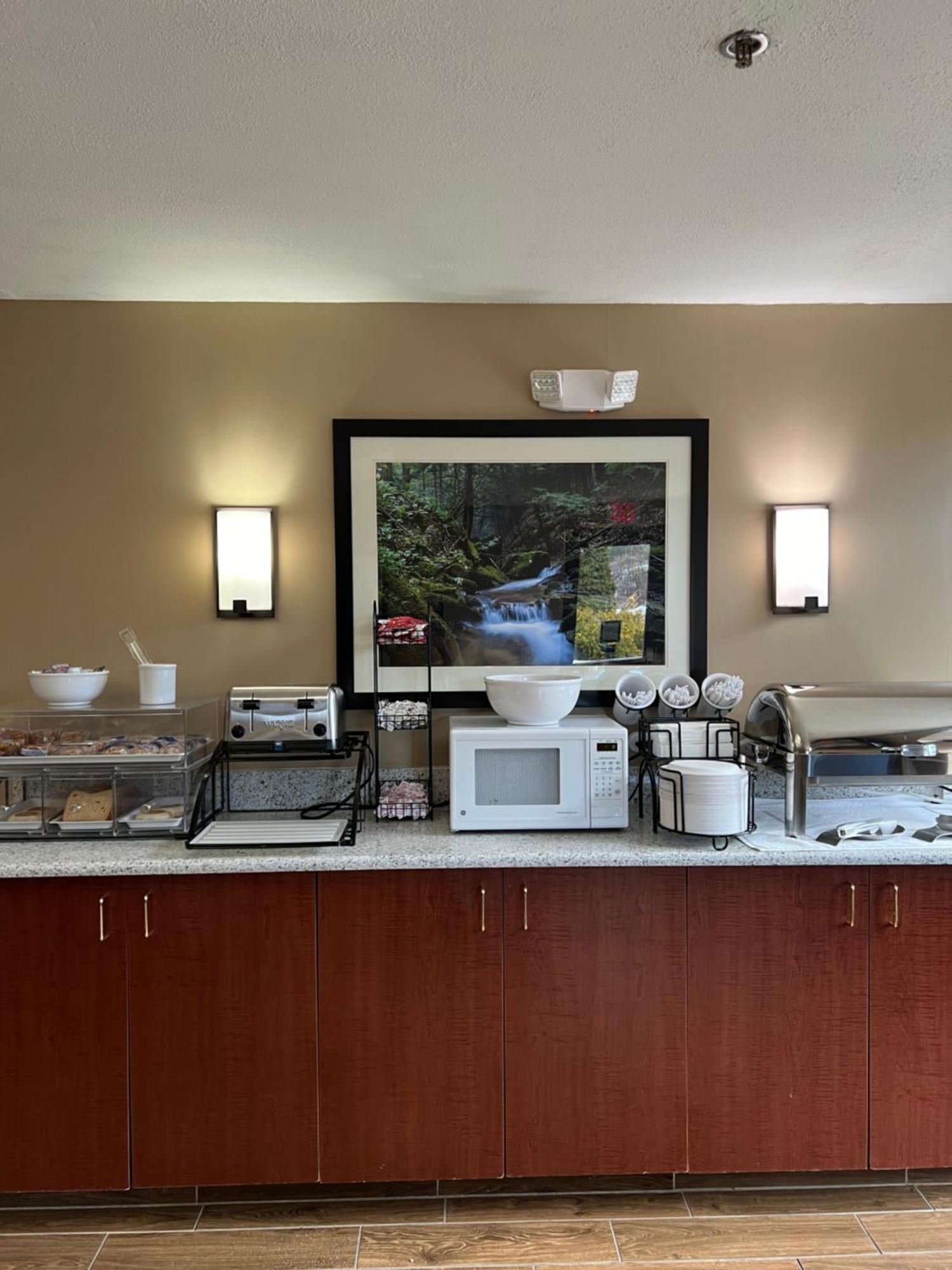 Comfort Inn & Suites Wilkes Barre - Arena Екстериор снимка