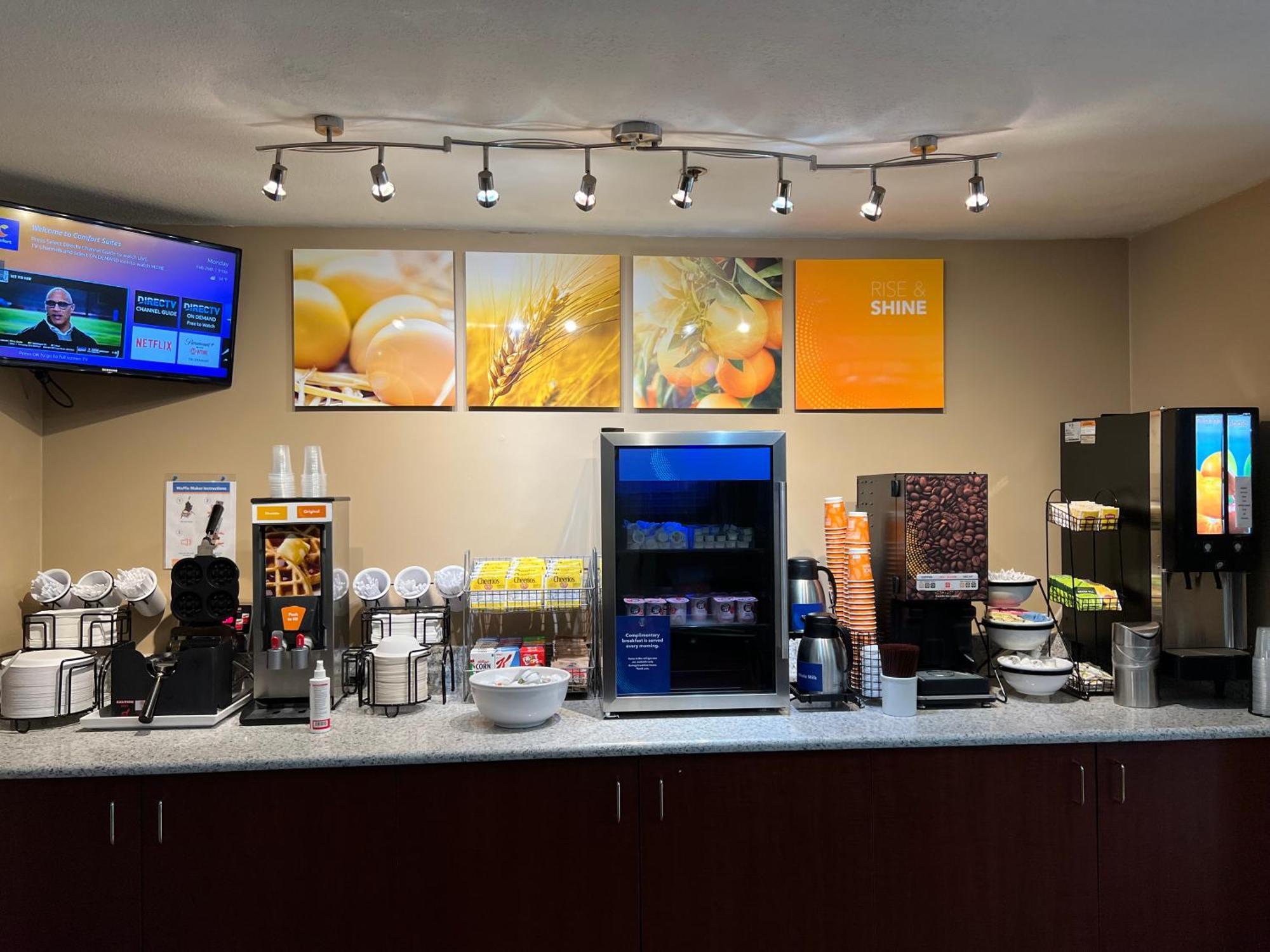 Comfort Inn & Suites Wilkes Barre - Arena Екстериор снимка