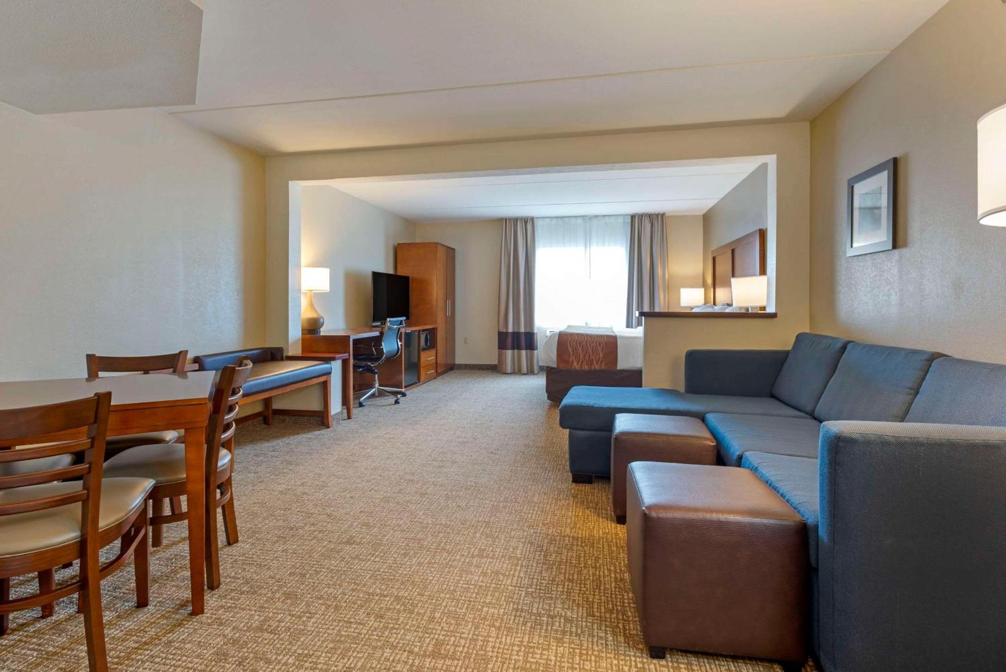 Comfort Inn & Suites Wilkes Barre - Arena Екстериор снимка