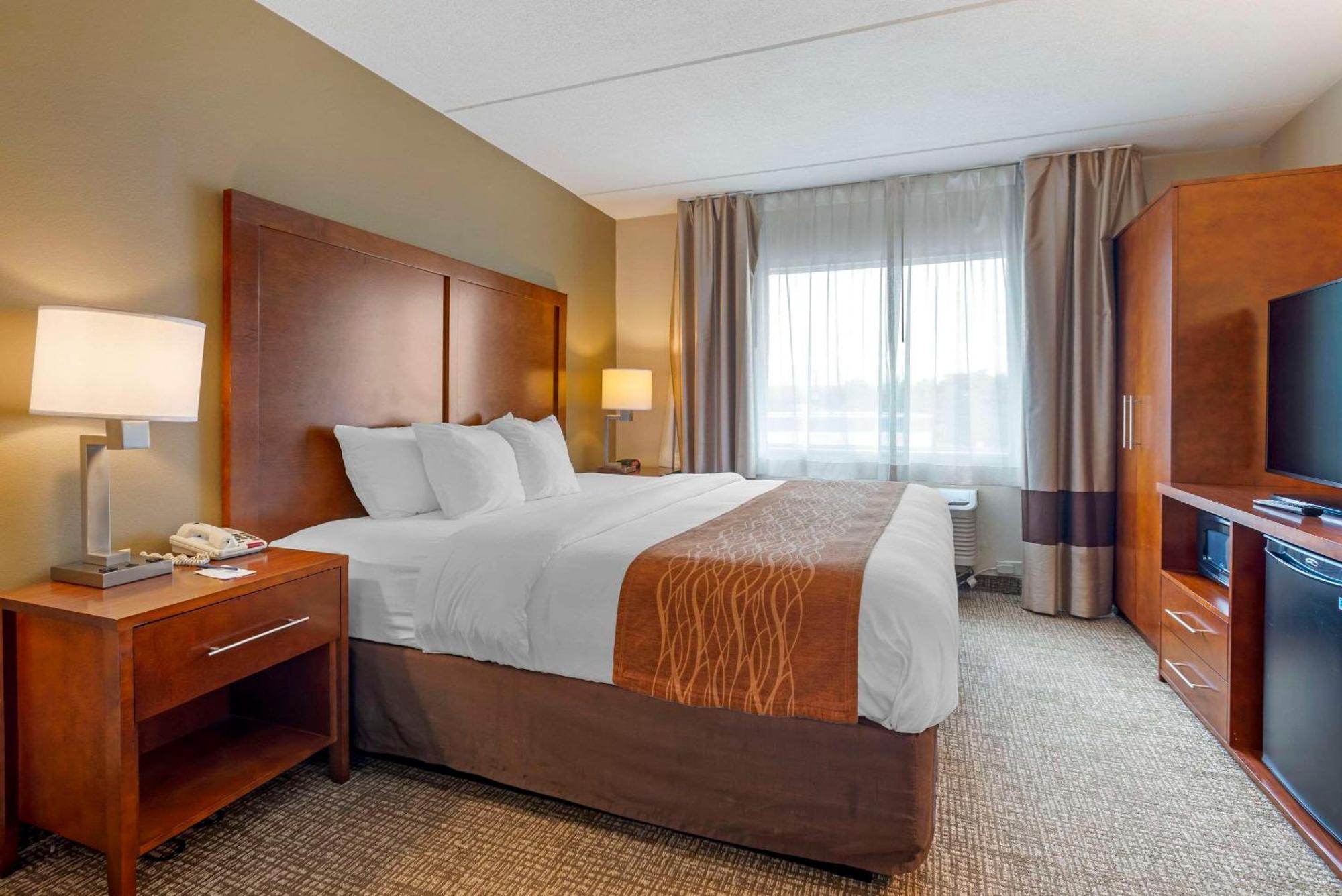Comfort Inn & Suites Wilkes Barre - Arena Екстериор снимка