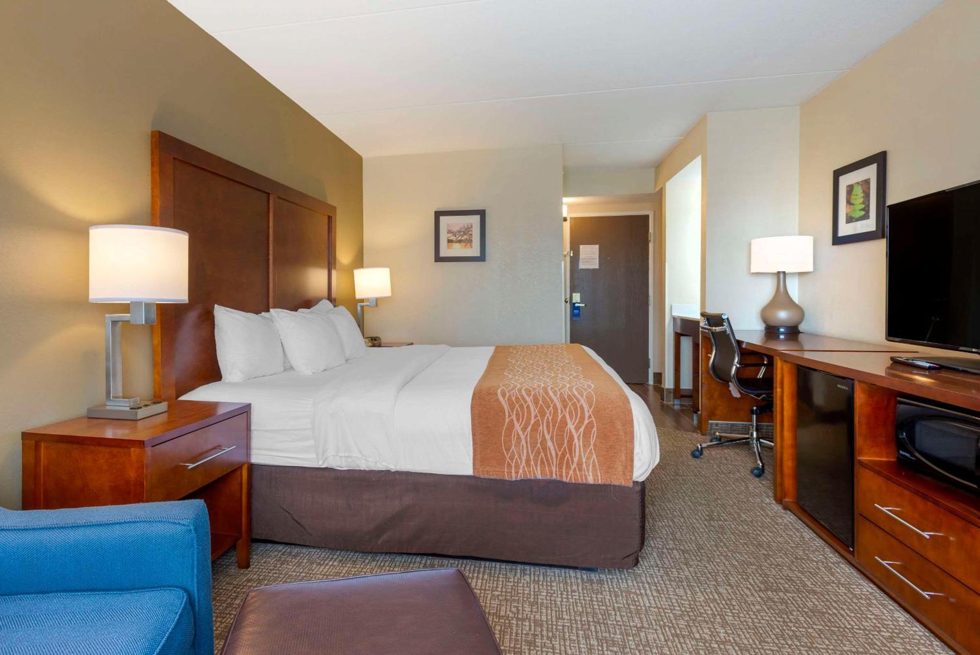 Comfort Inn & Suites Wilkes Barre - Arena Екстериор снимка
