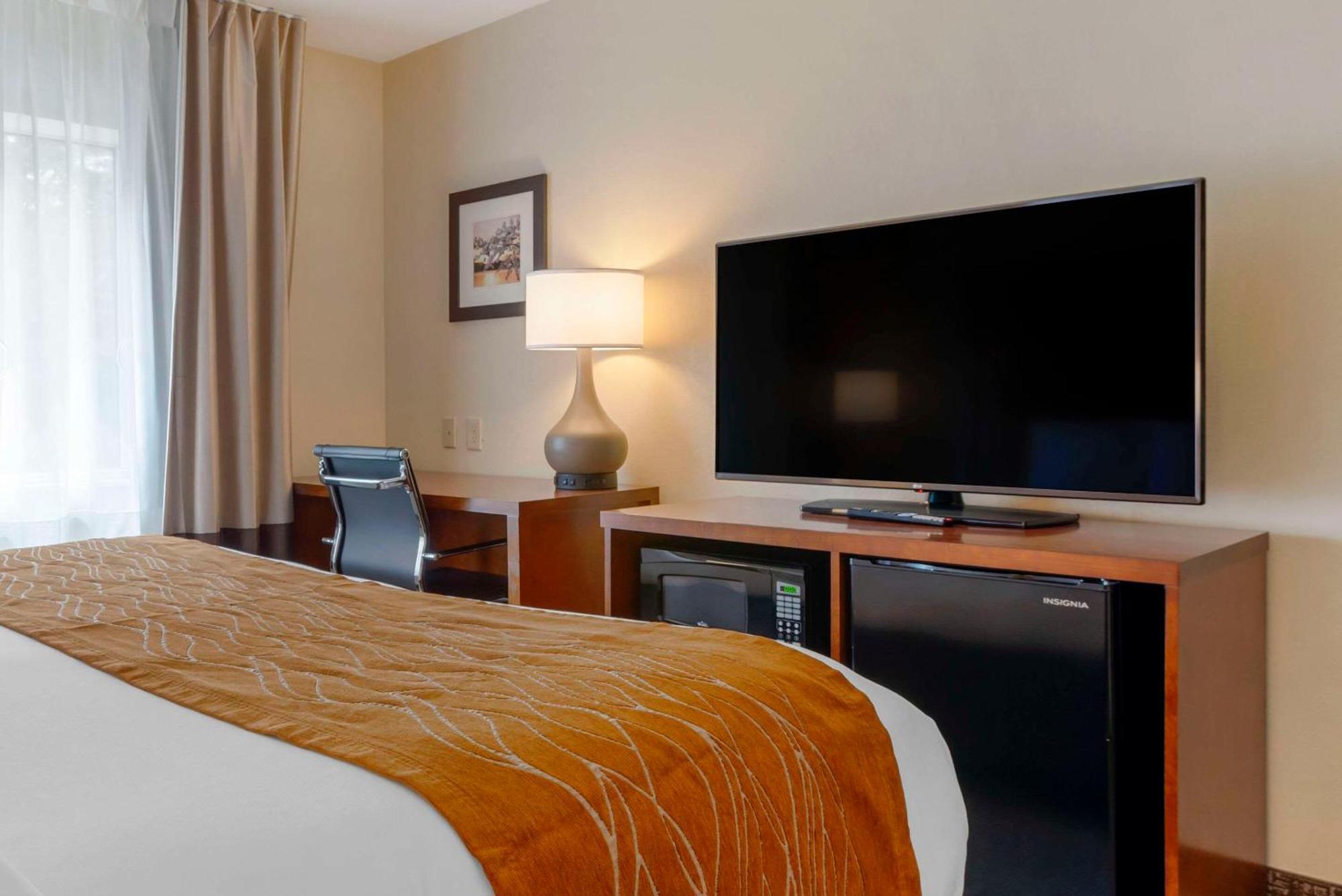 Comfort Inn & Suites Wilkes Barre - Arena Екстериор снимка