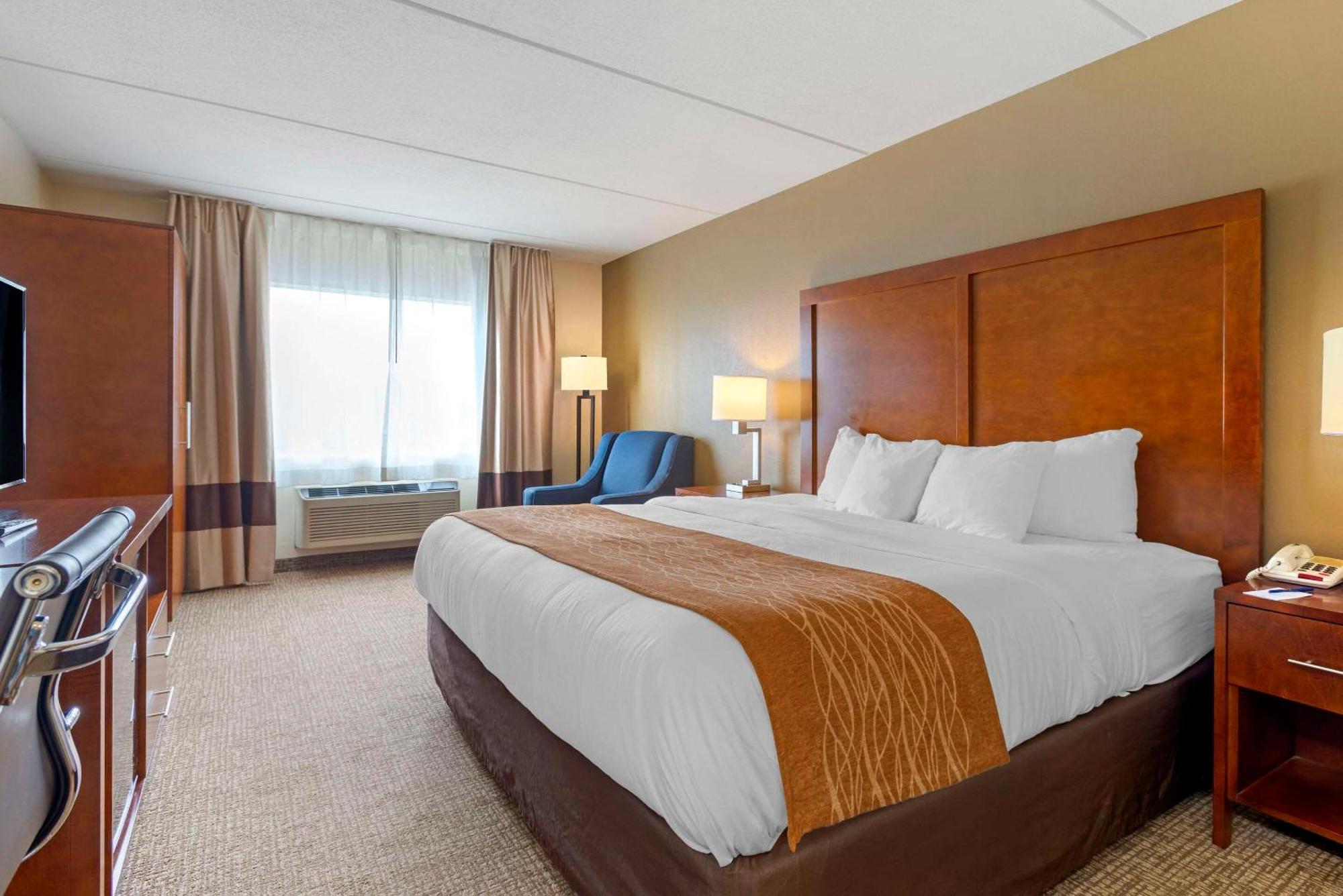 Comfort Inn & Suites Wilkes Barre - Arena Екстериор снимка